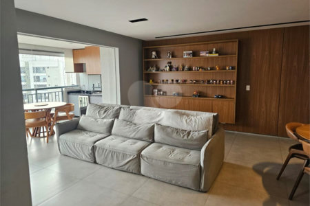 Apartamento à venda com 2 suítes em Vila Andrade, São Paulo, SP