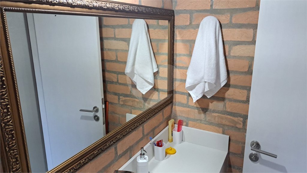 Casa à venda com 3 quartos, sendo 1 suíte, no condomínio Alpes da Cantareira, Mairiporã - SP