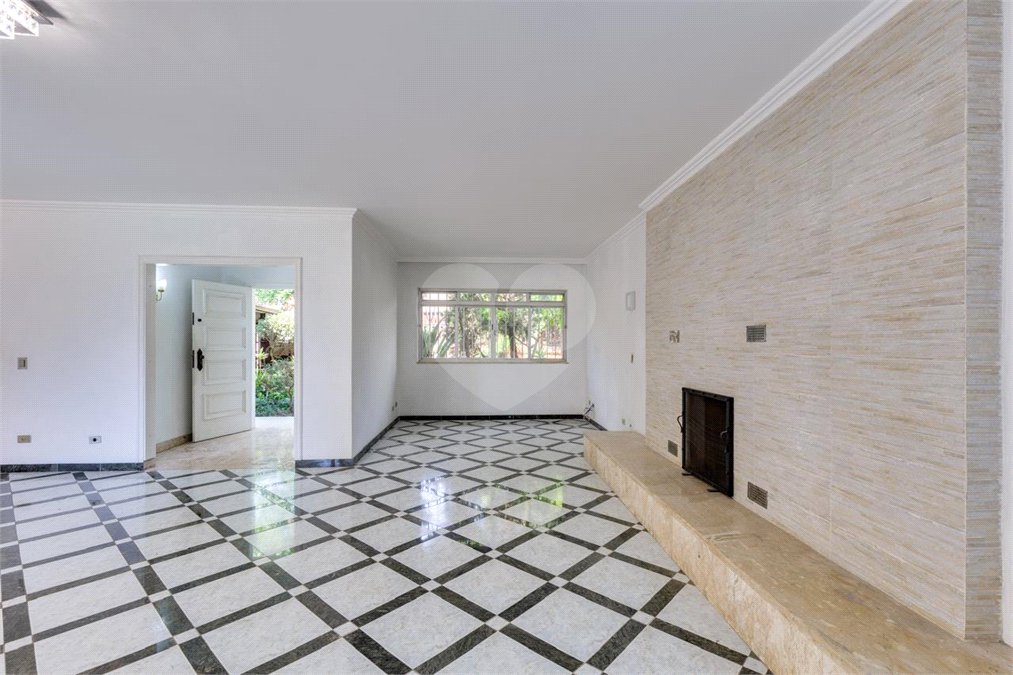 Casa Térrea à venda com 3 quartos, sendo 1 suíte, em Interlagos, São Paulo, SP