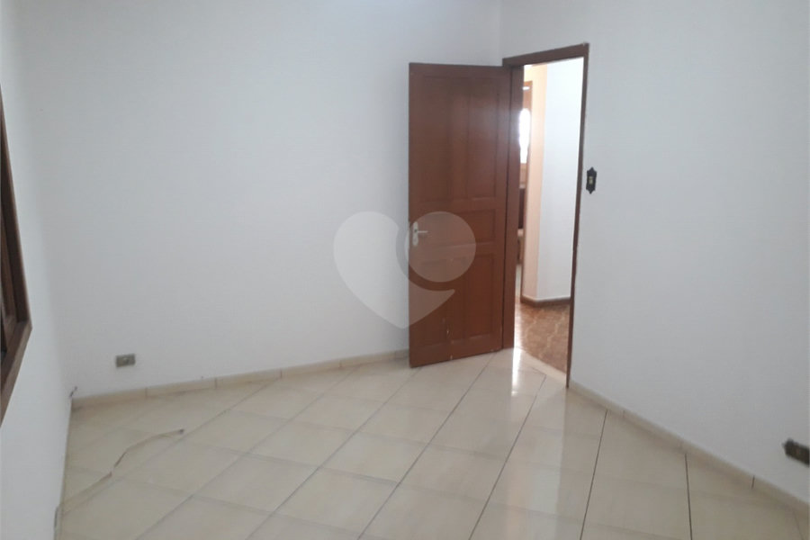 Casa à venda com 4 quartos, sendo 1 suíte, em Jaçanã, São Paulo, SP