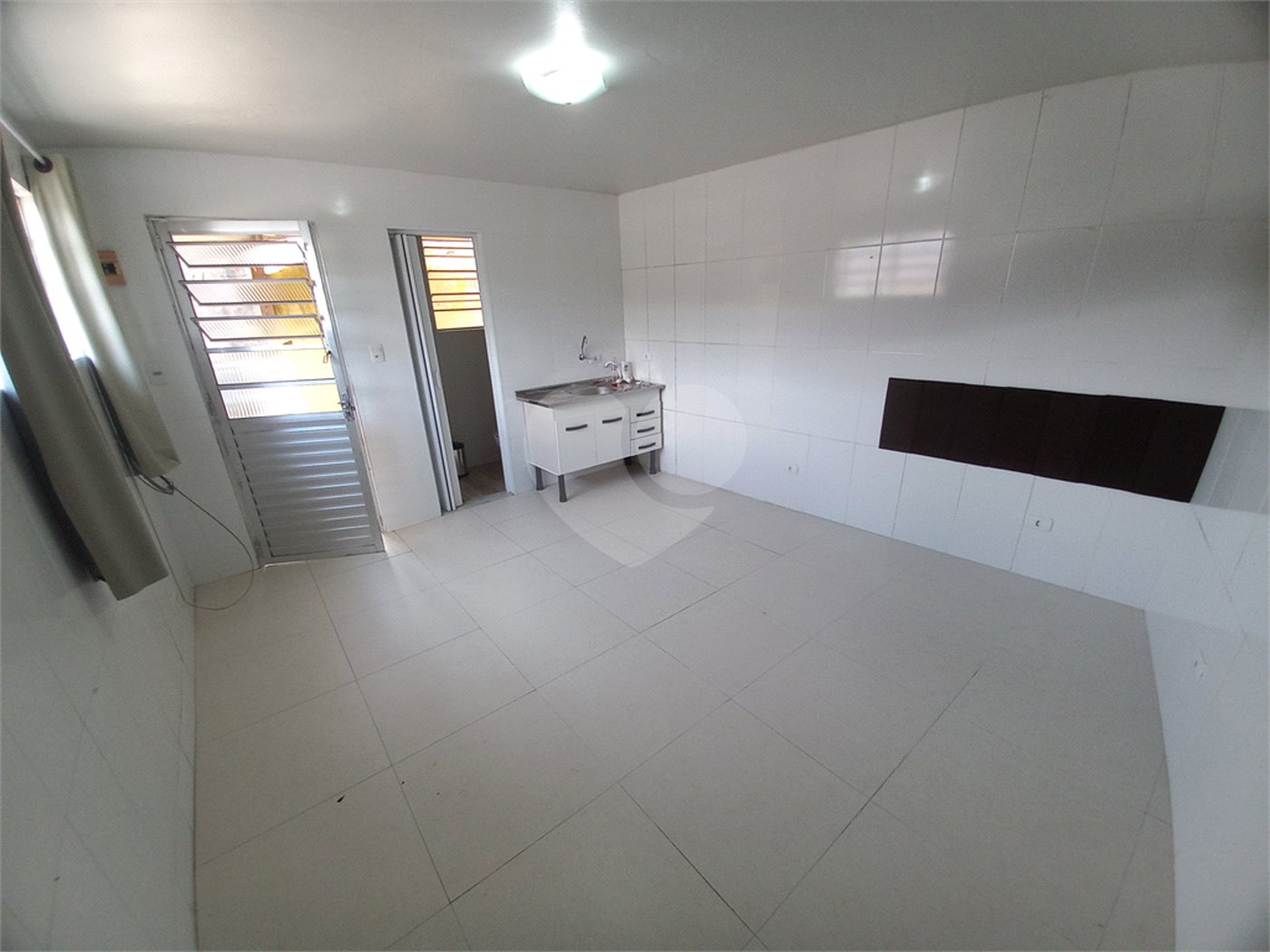 Casa à venda com 5 quartos, sendo 1 suíte, em Jardim Novo Taboão, São Paulo, SP