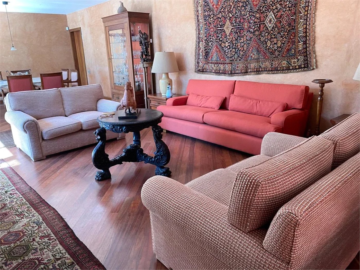 Casa à venda ou para alugar com 4 quartos, sendo 3 suítes, em Jardim Leonor, São Paulo, SP