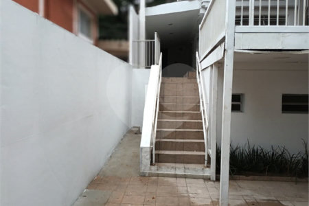 Casa à venda ou para alugar com 6 quartos, sendo 4 suítes,  em JARDIM GUEDALA, São Paulo, SP