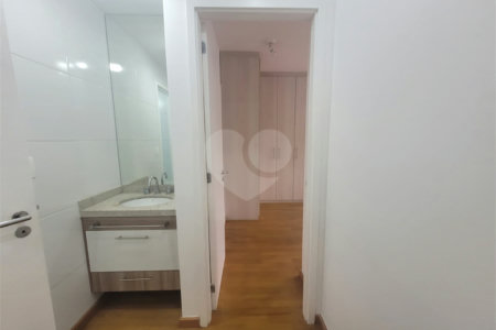 Apartamento à venda ou para alugar com 2 quartos, sendo 1 suíte, em Parque Industrial Tomas Edson, São Paulo, SP
