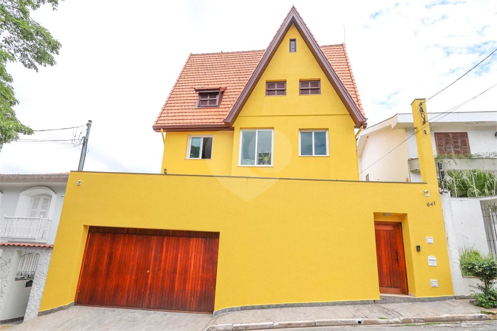 Casa à venda com 4 quartos, sendo 1 suíte, em Jardim Franca, São Paulo, SP