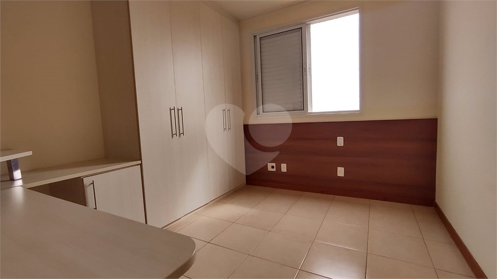 Apartamento à venda com 3 quartos, sendo 1 suíte, no Centro, Araraquara, SP