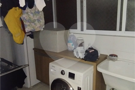 Apartamento à venda ou para alugar com 3 suítes em Vila Anastácio, São Paulo, SP