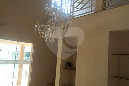 Casa à venda ou para alugar com 6 quartos, sendo 4 suítes, em Jardim Itaperi, Atibaia, SP