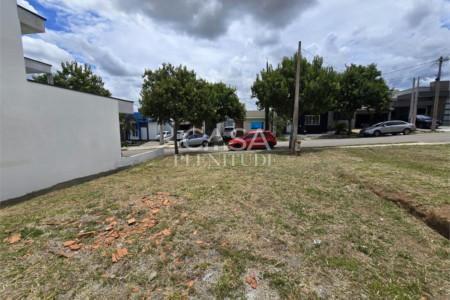 Terreno em condomínio à venda em Cajuru do Sul, Sorocaba, SP