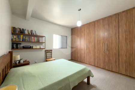 Casa de Vila à venda com 3 quartos, sendo 1 suíte, em Indianópolis, São Paulo, SP