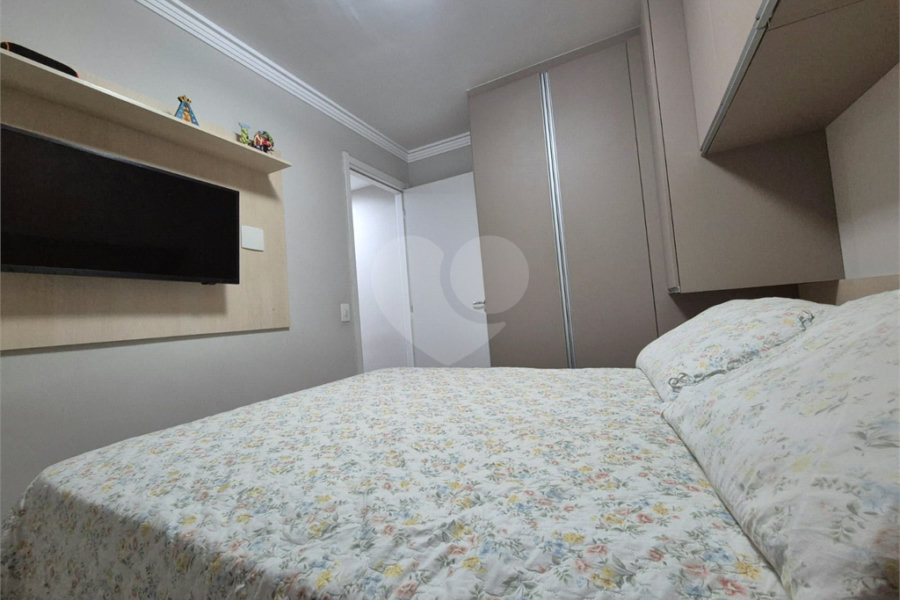 Apartamento à venda com 2 quartos em Campo Limpo, São Paulo, SP