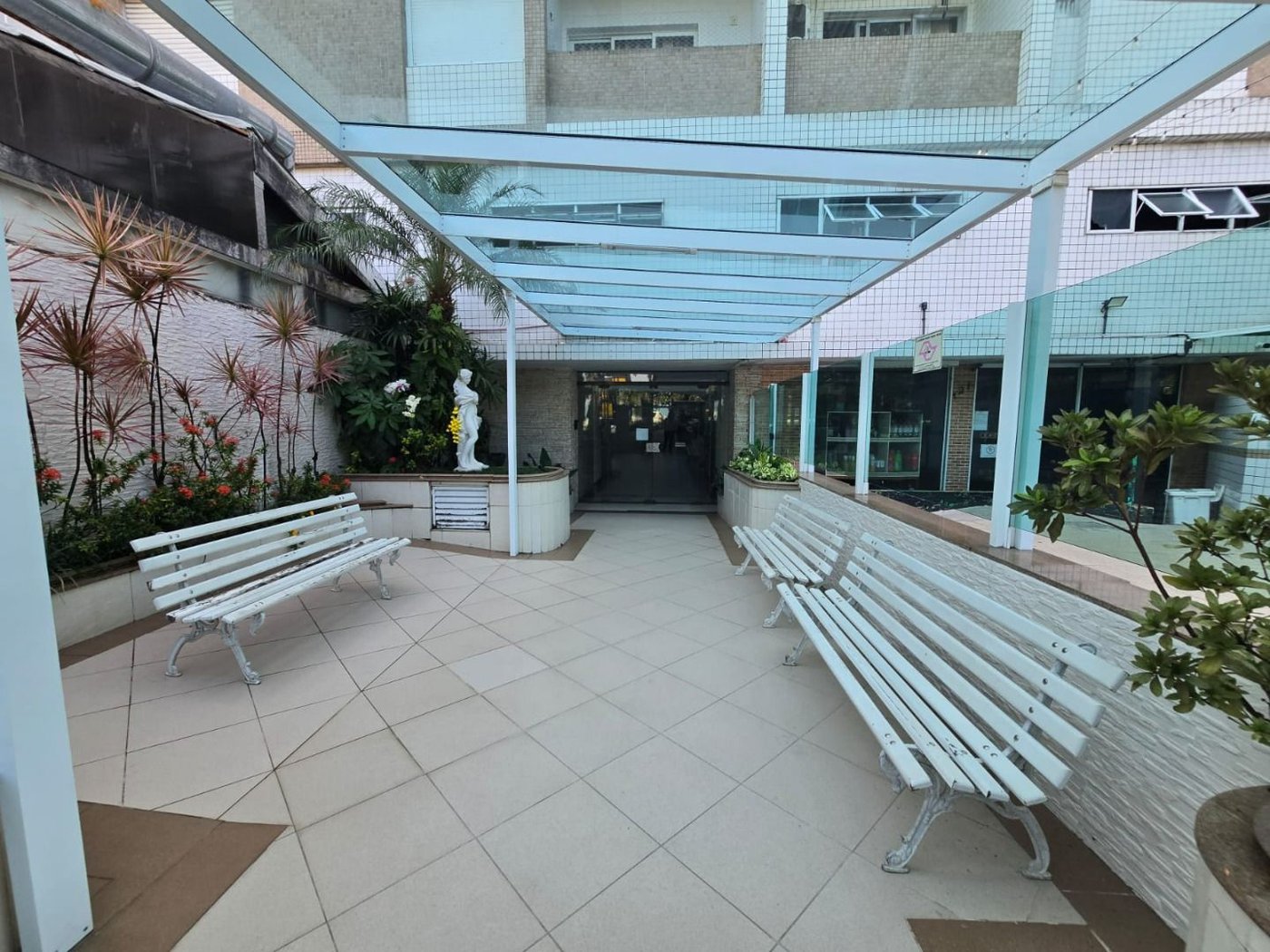 Apartamento com 2 dormitórios à venda, 67 m² por R$ 950.000,00 - Aparecida - Santos/SP