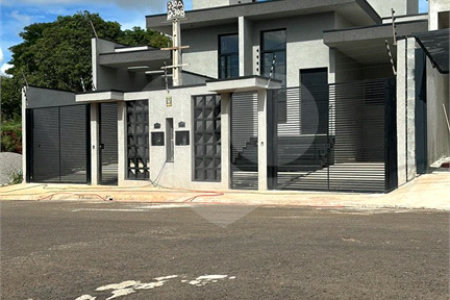 Casa Térrea à venda com 3 quartos, sendo 1 suíte, em Jardim do Lago, Atibaia, SP