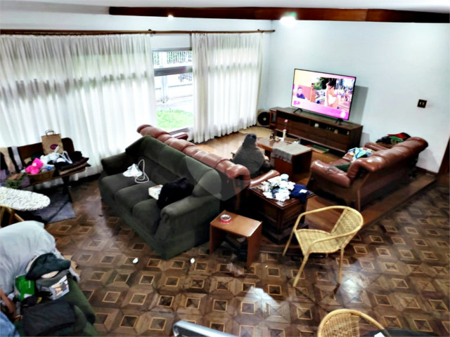 Sobrado à venda com 5 quartos, sendo 2 suítes,  em Vila Nova Cachoeirinha, São Paulo, SP
