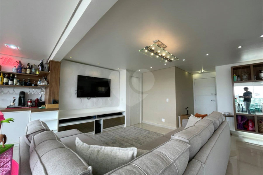 Apartamento à venda com 3 suítes em Santa Teresinha, São Paulo, SP