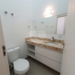 Casa à venda com 6 quartos, sendo 5 suítes, no condomínio Jardim Primavera, Louveira - SP