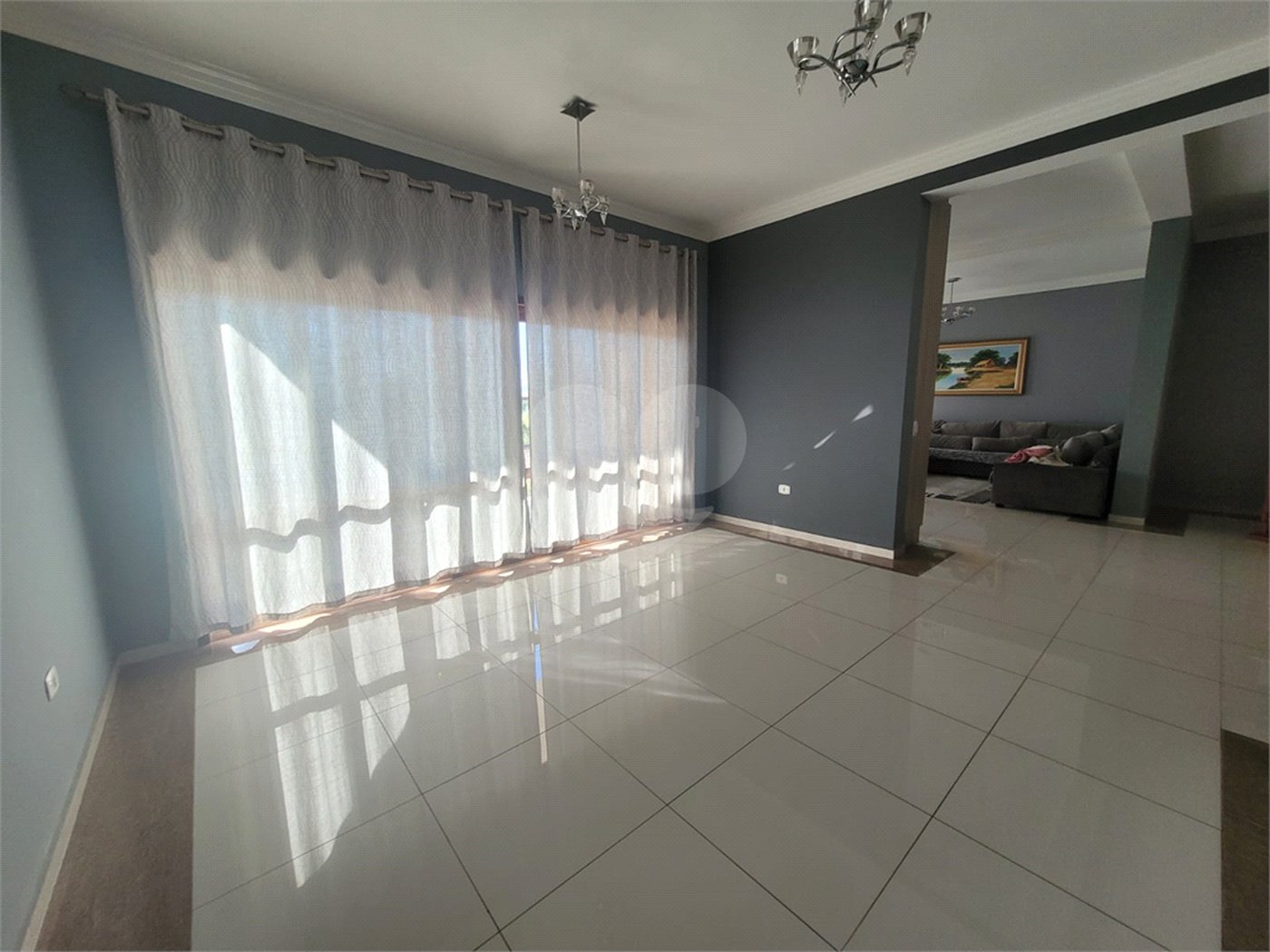 Casa para alugar com 5 quartos, sendo 2 suítes,  no condomínio Alpes de Caieiras, Caieiras - SP