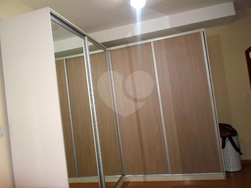 Sobrado à venda com 3 suítes em Vila Galvão, Guarulhos, SP