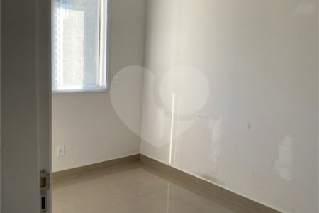 Apartamento à venda com 2 quartos, sendo 1 suíte, em Aparecidinha, Sorocaba, SP