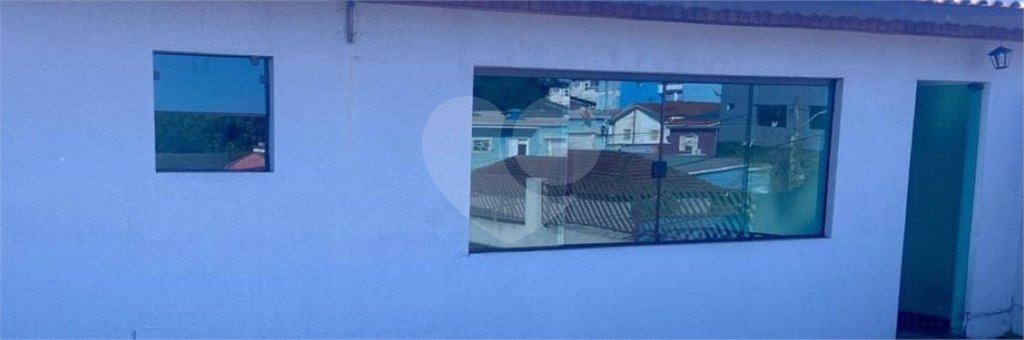 Sobrado à venda com 3 quartos, sendo 1 suíte,  em Jardim Selma Helena, Poá, SP