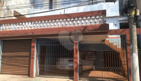 Sobrado à venda com 5 quartos, sendo 1 suíte,  em Tremembé, São Paulo, SP