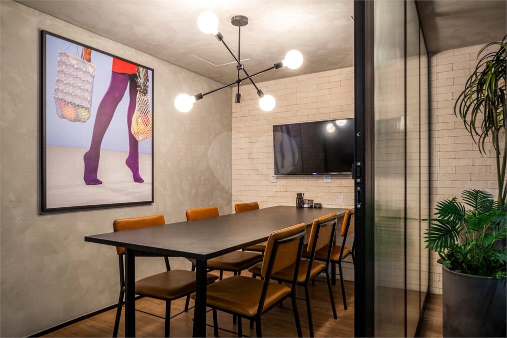 Apartamento à venda com 1 suíte em Indianópolis, São Paulo, SP