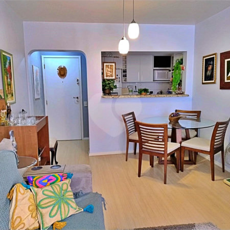 Apartamento à venda com 2 quartos, sendo 1 suíte,  em Itaim Bibi, São Paulo, SP