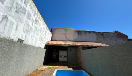 Casa Térrea à venda com 2 quartos, sendo 1 suíte,  em Jardim Imperial, Atibaia, SP