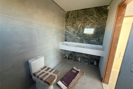 Casa em condomínio à venda com 4 quartos, sendo 3 suítes, em Ogiva, Cabo Frio, RJ