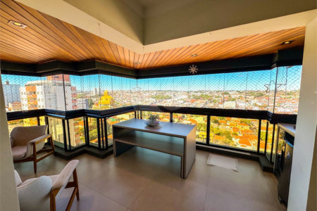 Apartamento à Venda no Centro de São Carlos - com 3 Suítes.