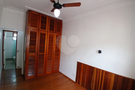 Casa à venda ou para alugar com 3 quartos, sendo 2 suítes, no condomínio Chácara das Rosas, São Paulo - SP
