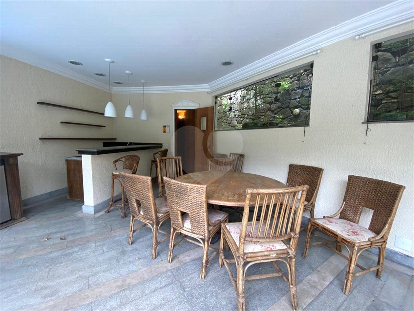 Casa à venda ou para alugar com 5 quartos, sendo 3 suítes,  em Fazenda Morumbi, São Paulo, SP
