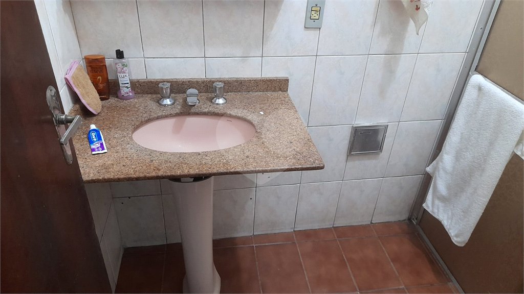 Casa de Vila à venda com 3 quartos, sendo 1 suíte, em Pari, São Paulo, SP