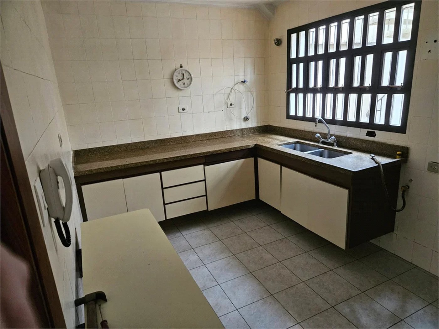 Sobrado à venda com 3 quartos, sendo 1 suíte, em Cidade Monções, São Paulo, SP