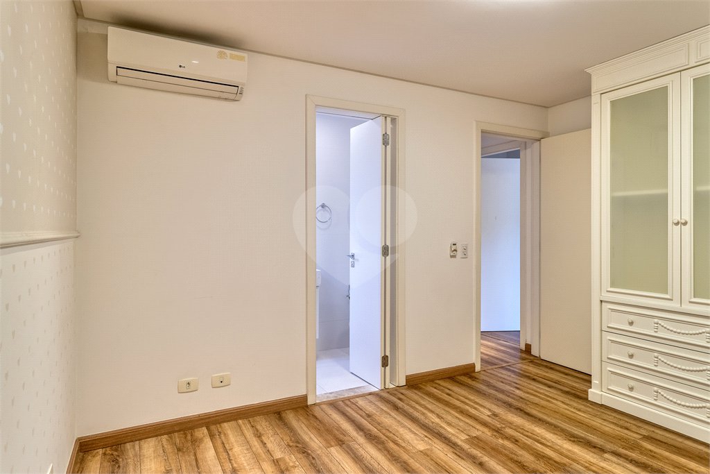 Casa à venda com 4 suítes no condomínio Vila de Palme, São Paulo - SP