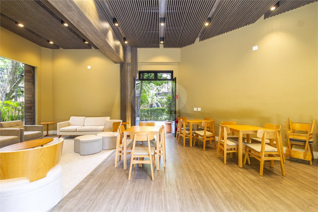 Apartamento à venda com 4 quartos, sendo 2 suítes, em Indianópolis, São Paulo, SP
