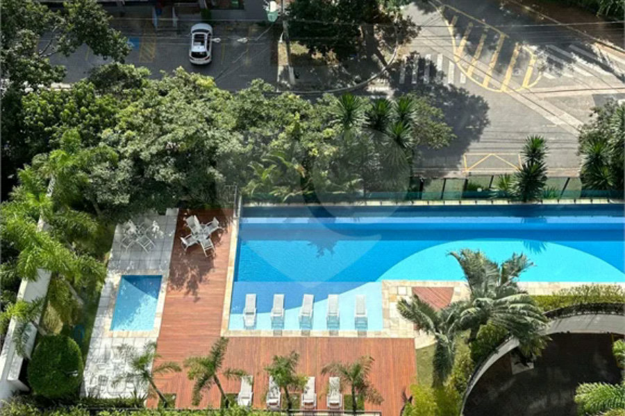 Apartamento à venda com 3 suítes em Morumbi, São Paulo, SP