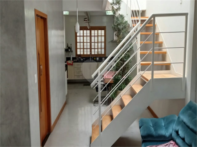 Sobrado à venda com 3 quartos, sendo 2 suítes,  em Vila Guilherme, São Paulo, SP