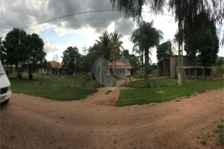 Chácara no Condomínio Itaipu