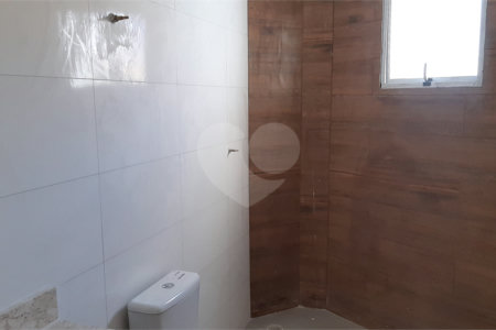 Casa à venda com 2 quartos no condomínio Residencial Luta, São Paulo - SP