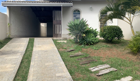 Casa à venda com 2 quartos no Centro, Bom Jesus dos Perdões, SP