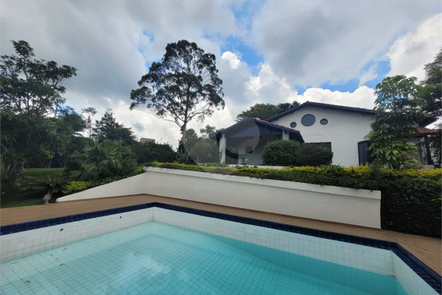 Casa para alugar com 3 quartos, sendo 1 suíte,  no condomínio Alpes da Cantareira, Mairiporã - SP