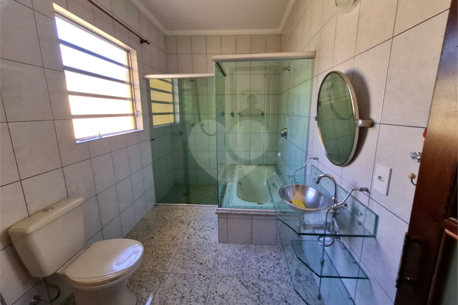 Sobrado à venda com 3 quartos no Brasilândia, São Paulo, SP