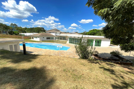 Casa à venda com 6 quartos, sendo 5 suítes, no condomínio City Castelo, Itu - SP
