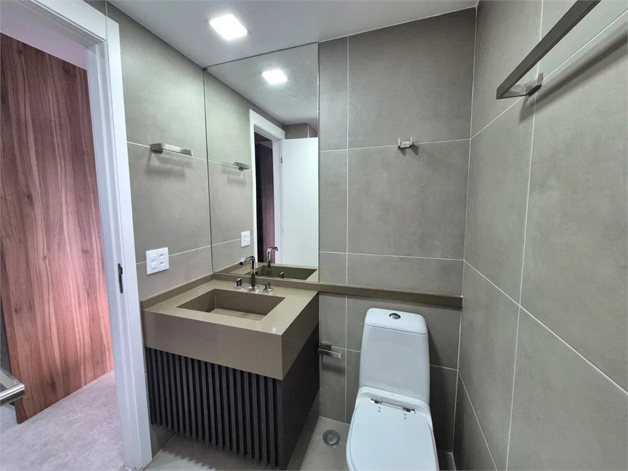 Apartamento à venda com 4 quartos, sendo 2 suítes, em Jardim Vazani, São Paulo - SP