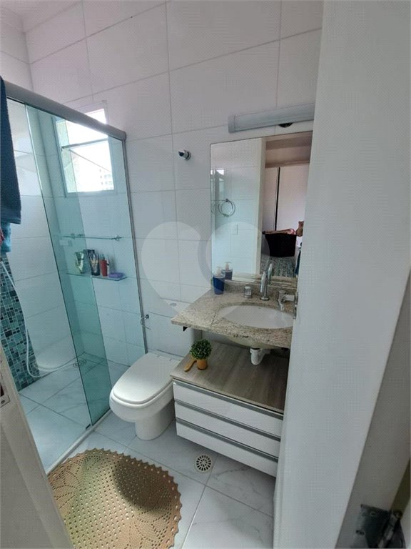 Sobrado à venda com 3 quartos, sendo 1 suíte,  em Vila Gustavo, São Paulo, SP