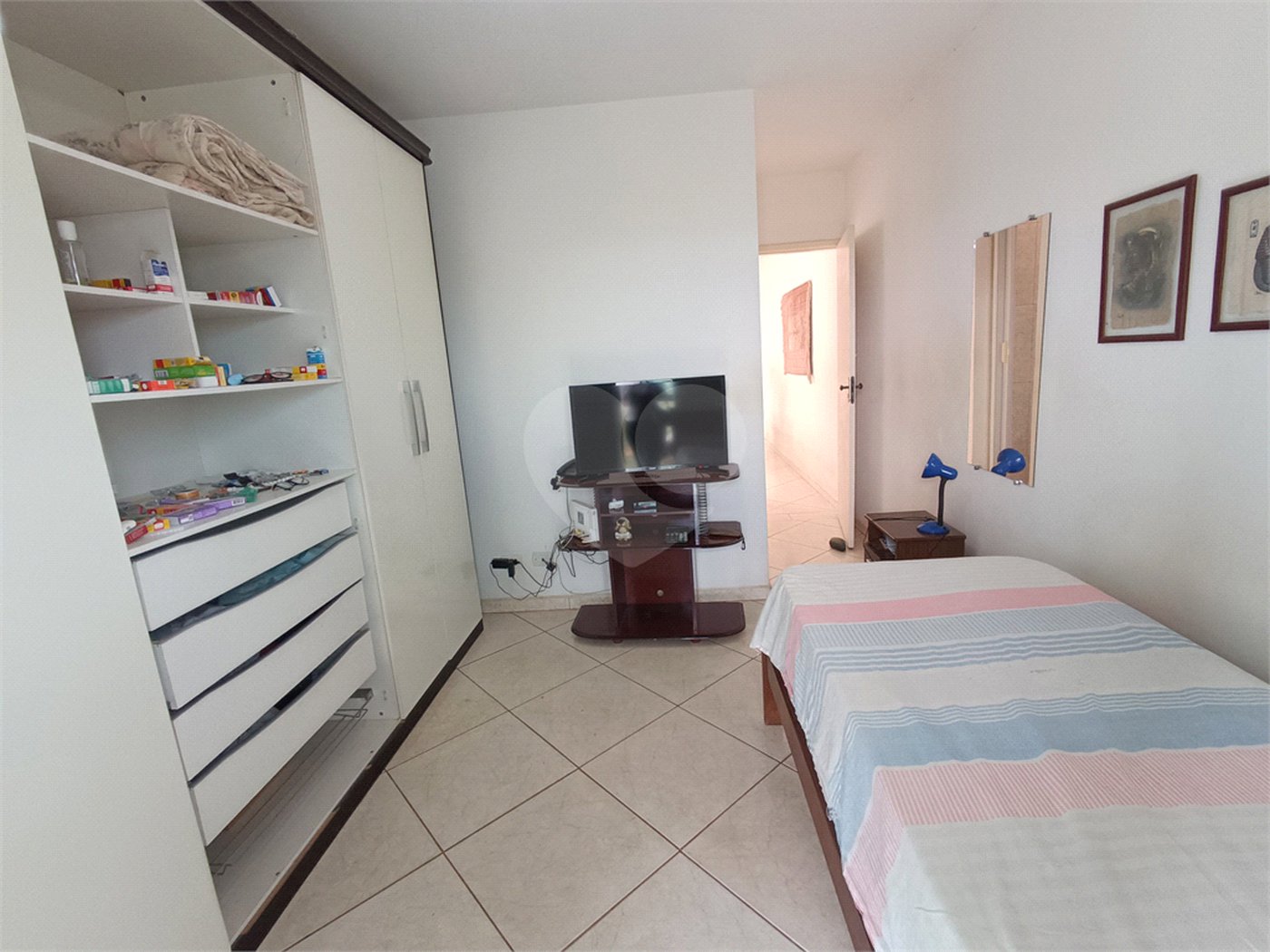 Casa à venda com 2 quartos, sendo 1 suíte, em Reneville, Mairinque, SP