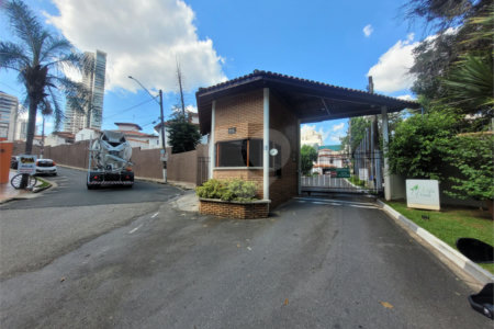 Casa à venda com 3 quartos, sendo 1 suíte, no condomínio Residencial Vila Verde, Sorocaba - SP