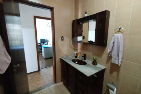 Casa à venda com 3 quartos, sendo 1 suíte, em Jardim Leocádia, Sorocaba, SP