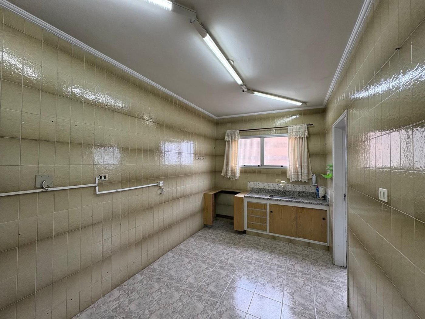 Apartamento com 2 dormitórios à venda, 96 m² por R$ 700.000,00 - Aparecida - Santos/SP